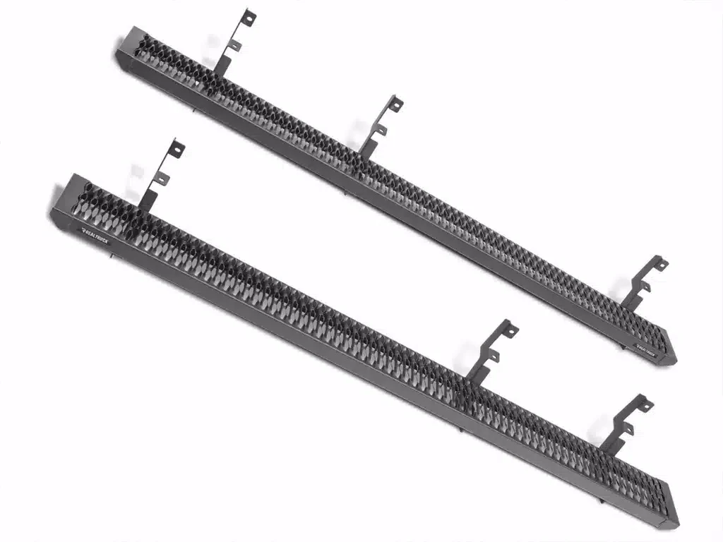 N-Fab Growler Fleet Side Steps 17-19 GM Crew Cab 2500HD / 3500 - Image 2