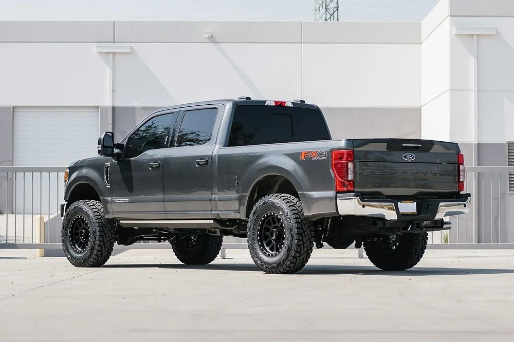 Cognito 3" Elite Lift Kit With Fox 2.5 DSC Remote Reservoir Shocks 20-24 Ford F-250 / F-350 4WD - Image 3