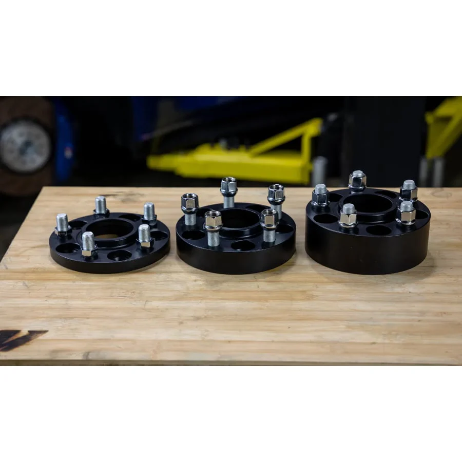 Mishimoto Borne Off-Road Wheel Spacers | 8x6.5" Bolt Pattern | M14x1.5 Studs | 121.3mm Center Bore - Image 7