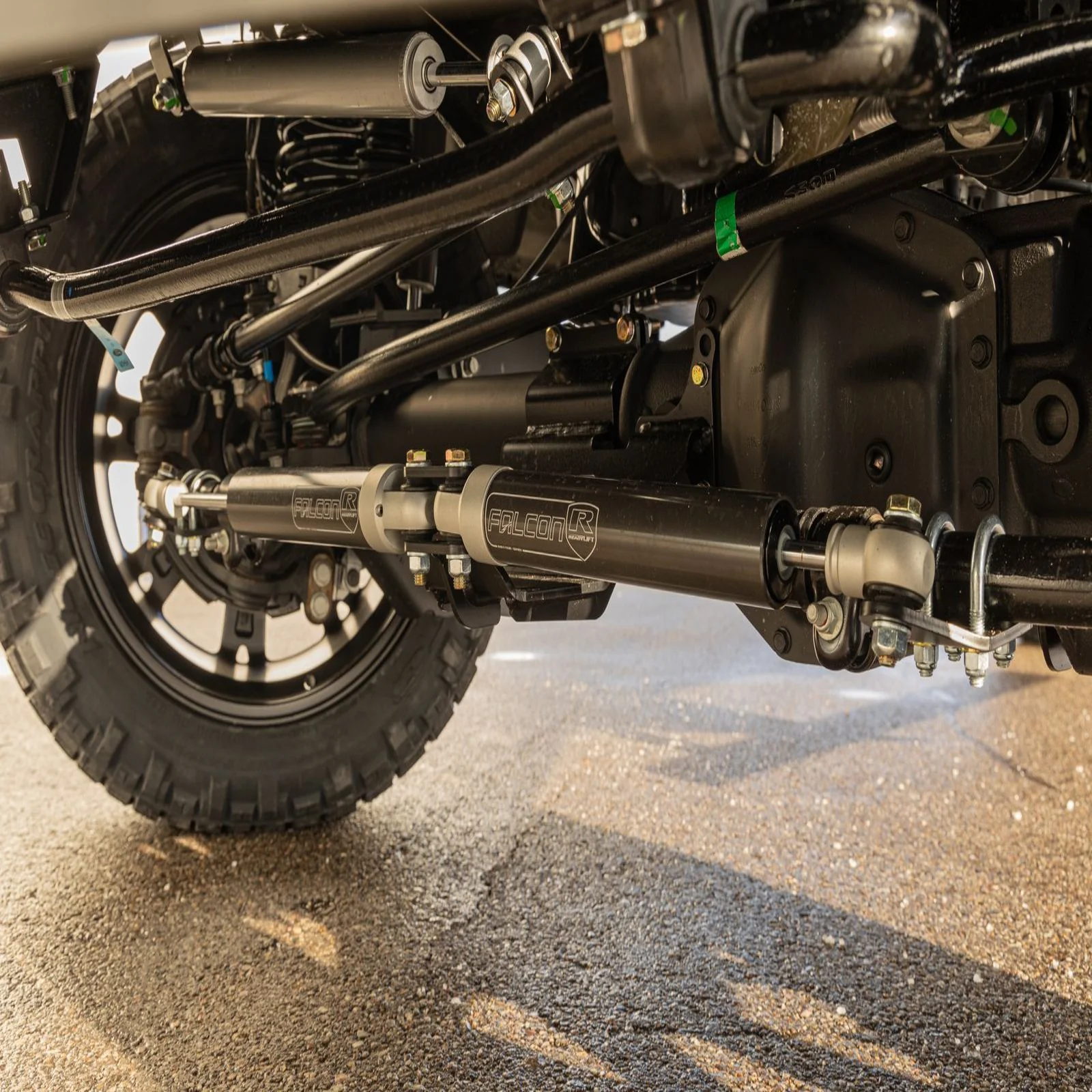 ReadyLIFT Bolt On Falcon-equipped Dual Steering Stabilizer System 05-26 Ford F-450/F550 - Image 3