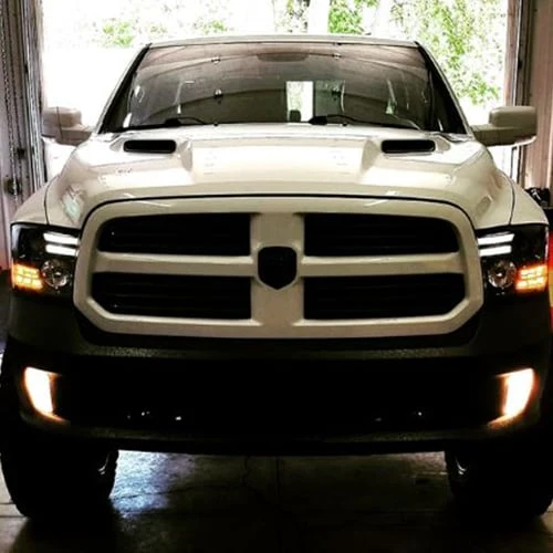 RECON 264276BKC Smoked Projector Headlights with OLED DRL and Amber LED Turn Signals 14-18 Ram - Image 4