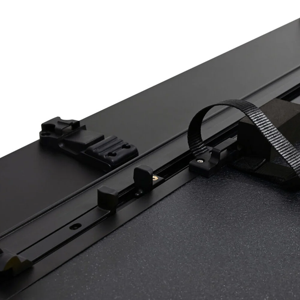 Westin Hard Tri-Fold Tonneau Cover 19-26 Ram 1500 EcoDiesel | 5.6–6.3 ft Bed - Image 3